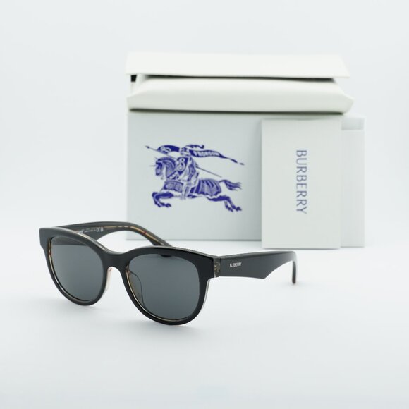 Burberry BE4432U 412187 Square Sunglasses - Black on Vintage/Grey main image 10